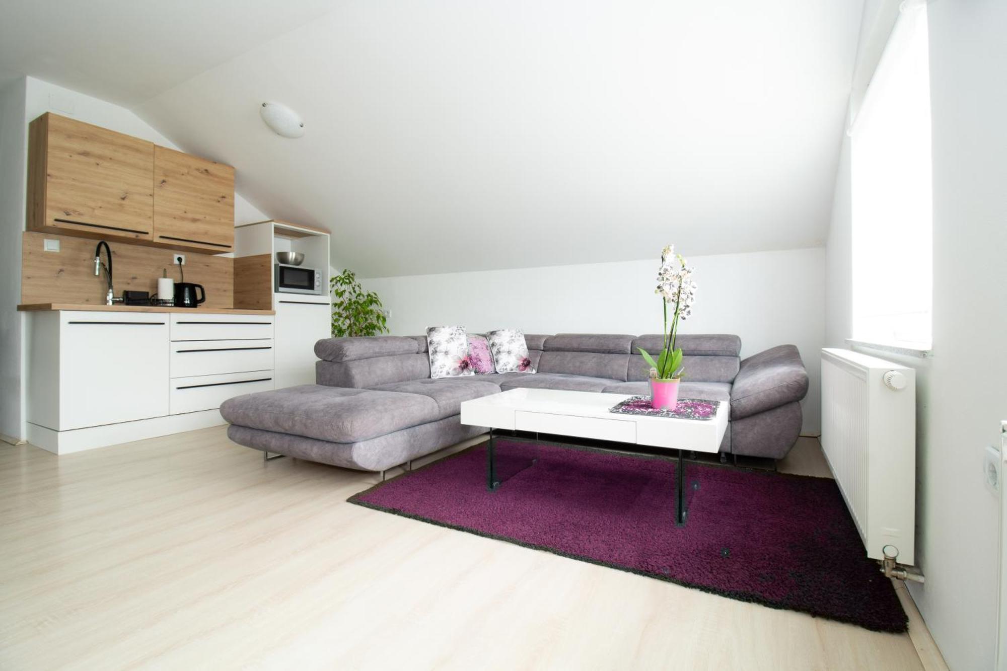 Apartman Keti Donja Lomnica Buitenkant foto