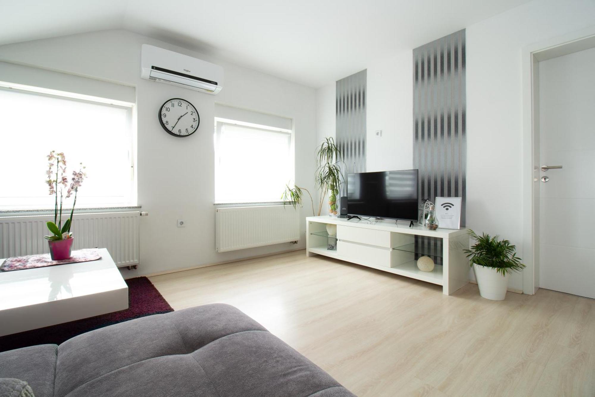 Apartman Keti Donja Lomnica Buitenkant foto
