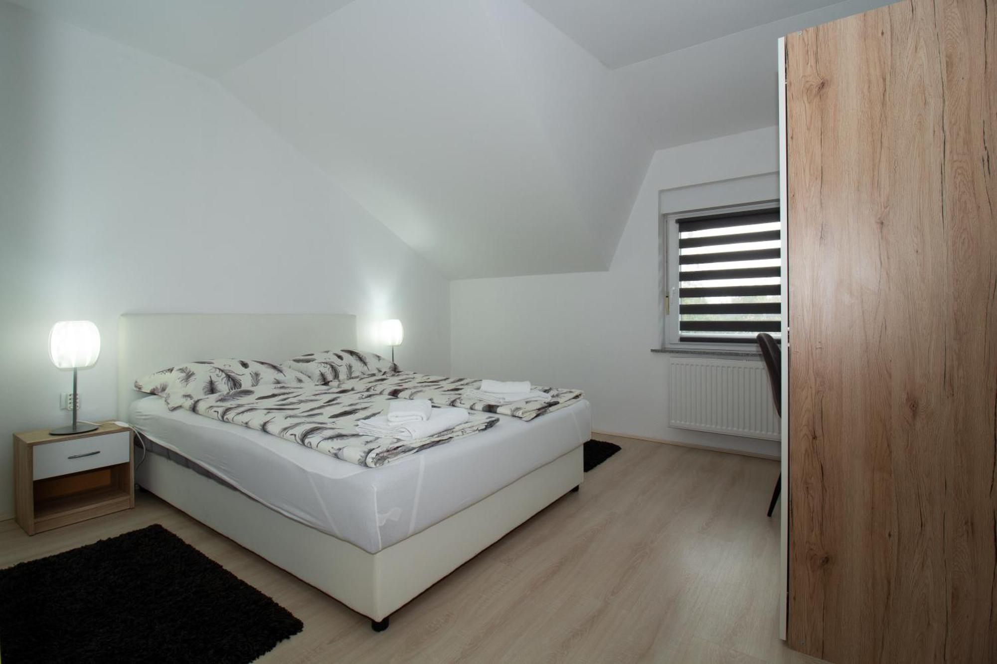 Apartman Keti Donja Lomnica Buitenkant foto