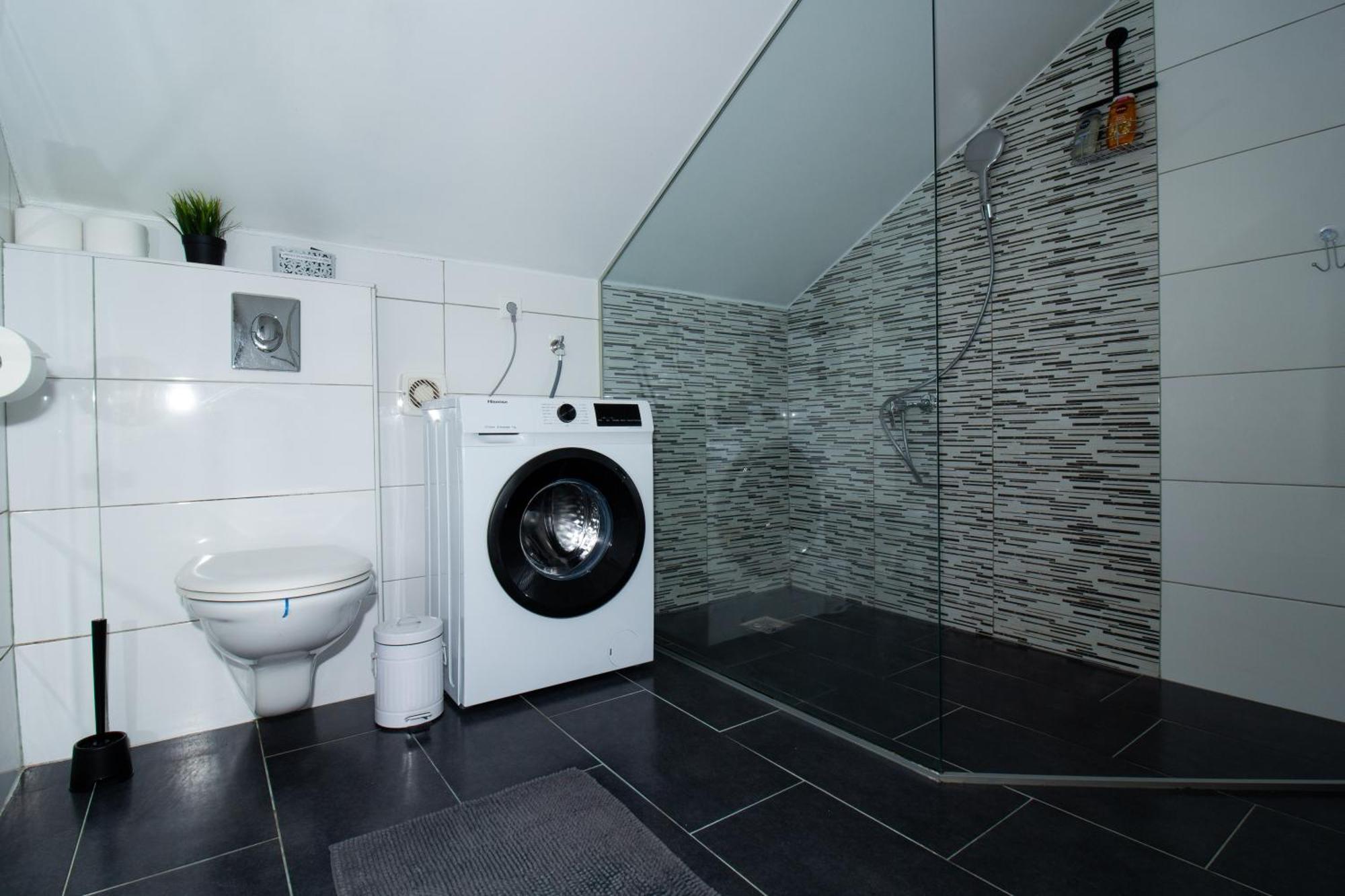 Apartman Keti Donja Lomnica Buitenkant foto