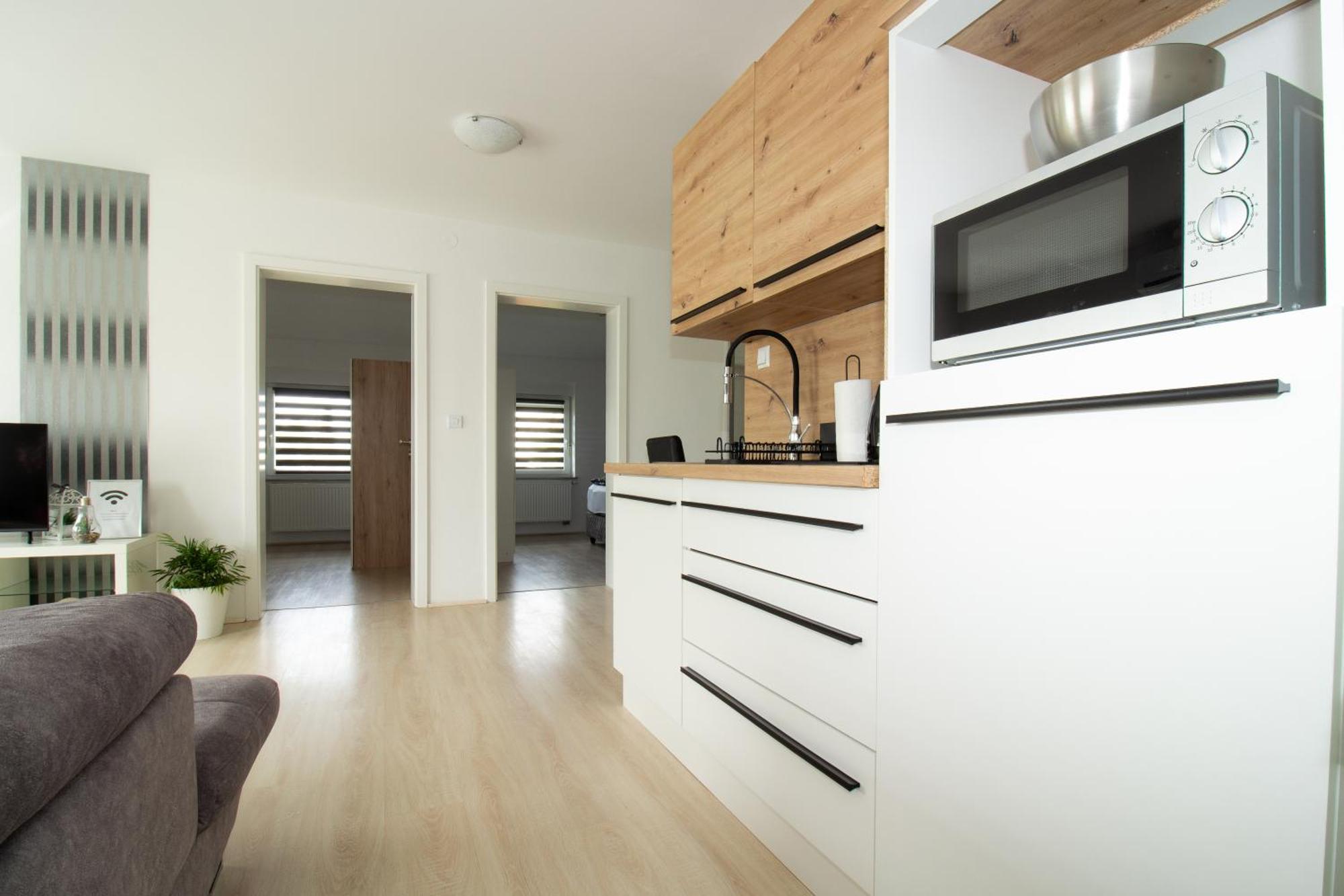 Apartman Keti Donja Lomnica Buitenkant foto