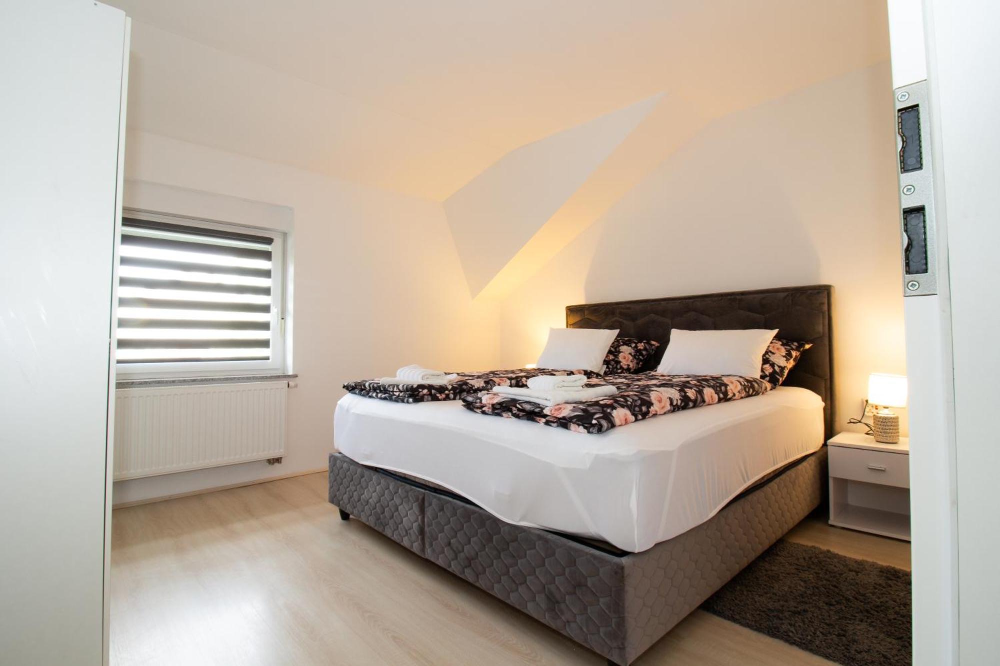 Apartman Keti Donja Lomnica Buitenkant foto