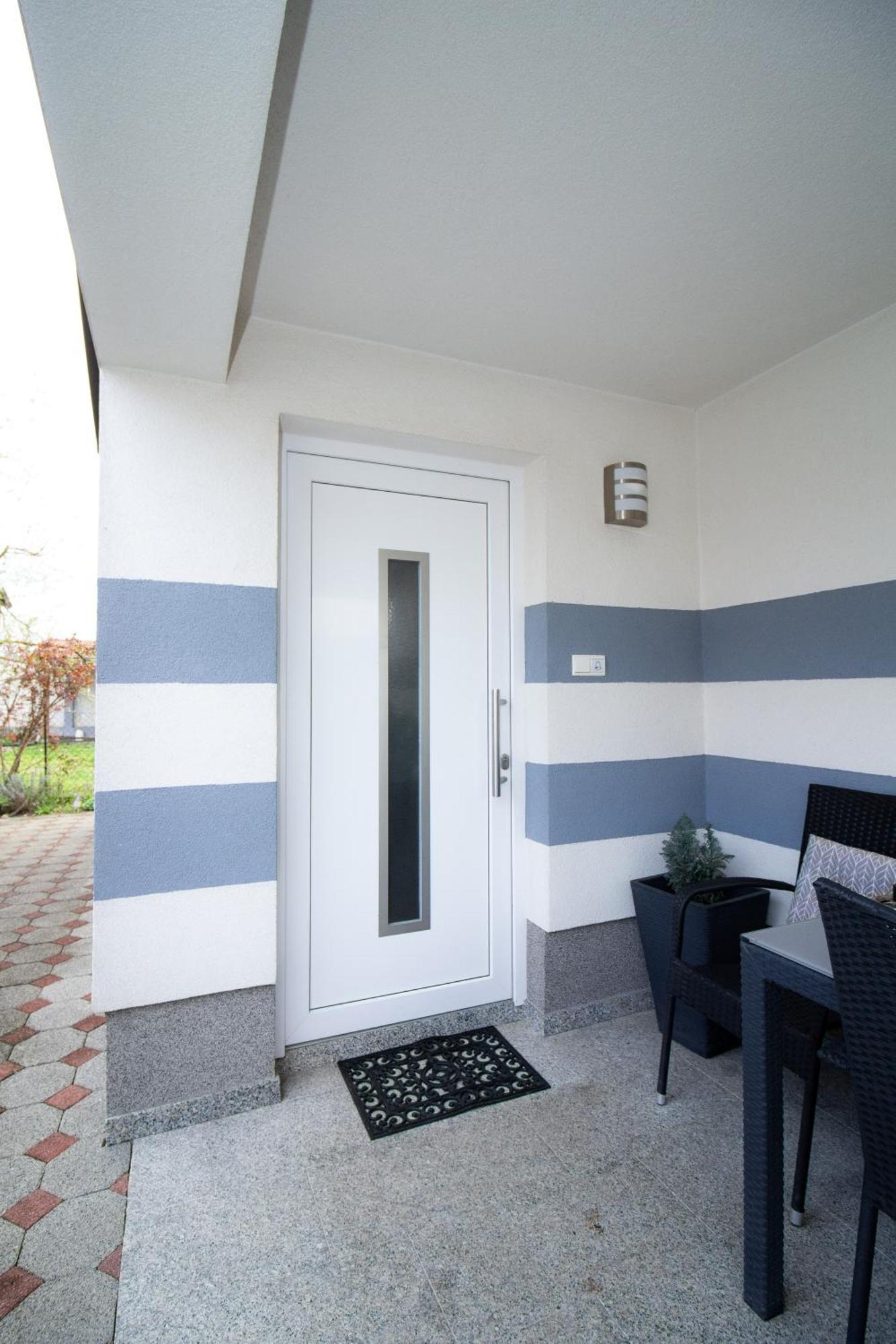 Apartman Keti Donja Lomnica Buitenkant foto