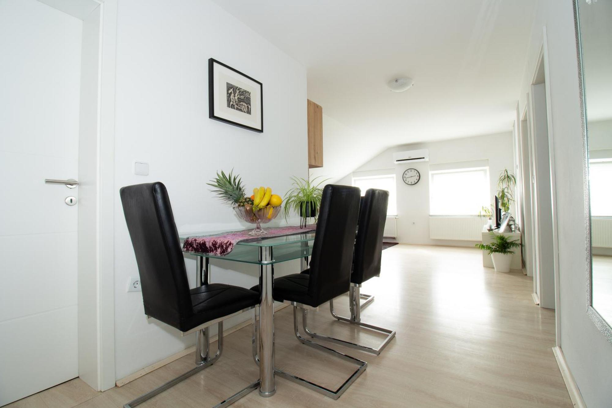 Apartman Keti Donja Lomnica Buitenkant foto