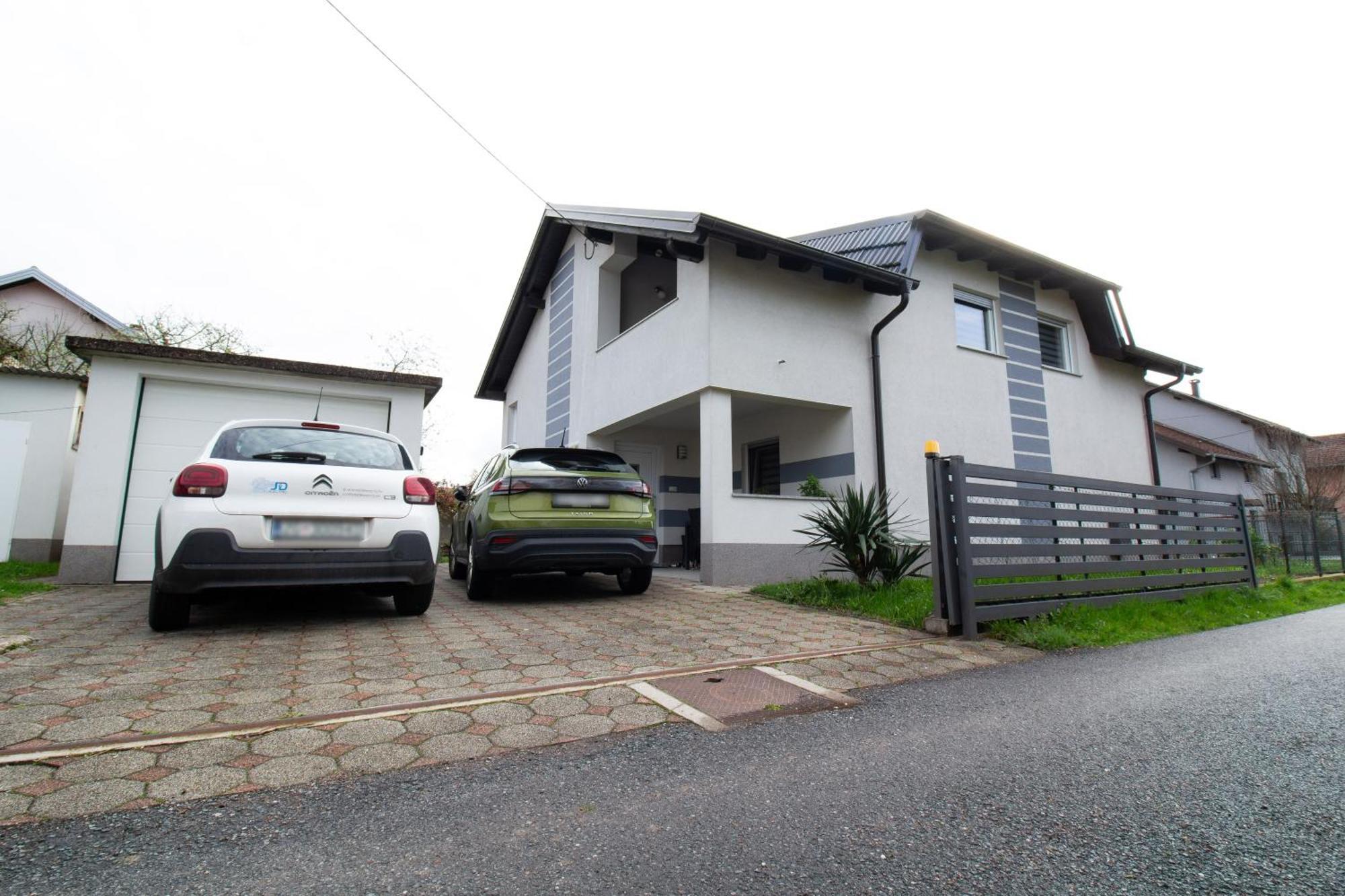Apartman Keti Donja Lomnica Buitenkant foto